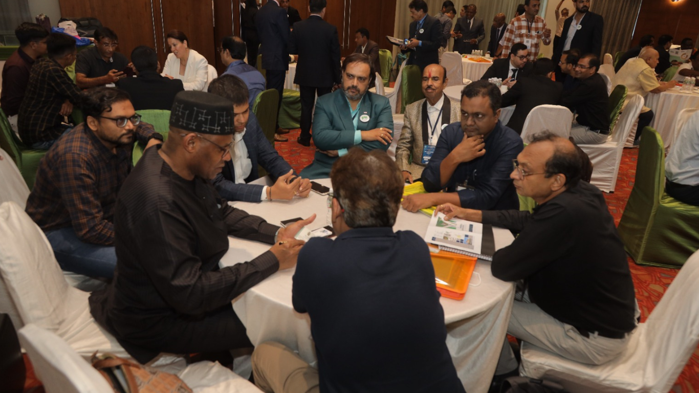 B2B Meeting Discussion Table